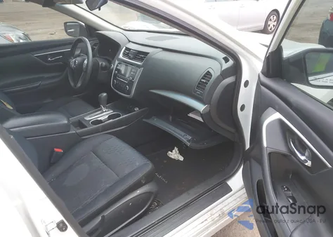 2017 Nissan Altima 2.5 S z USA, uszkodzony, nr VIN 1N4AL3APXHN338020